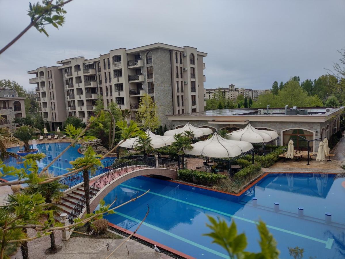 Destination Bulgaria 2000 Cascadas Private Summer Family Apartments サニービーチ エクステリア 写真