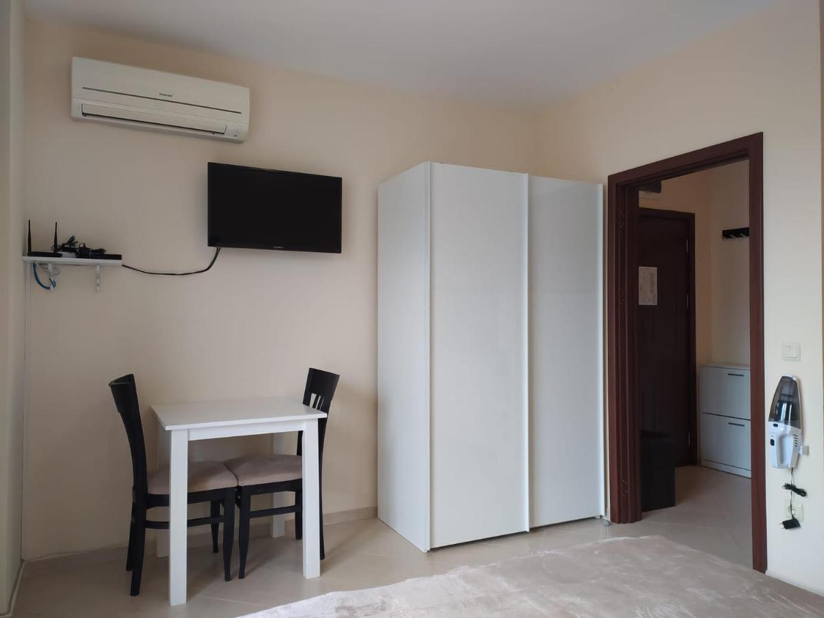 Destination Bulgaria 2000 Cascadas Private Summer Family Apartments サニービーチ エクステリア 写真