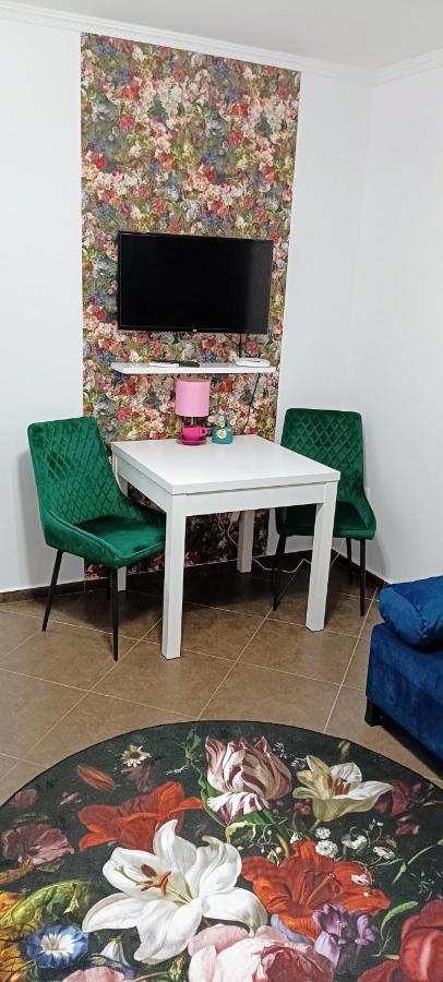 Destination Bulgaria 2000 Cascadas Private Summer Family Apartments サニービーチ エクステリア 写真